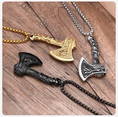 BROAD AXE BLACK NECKLACE	